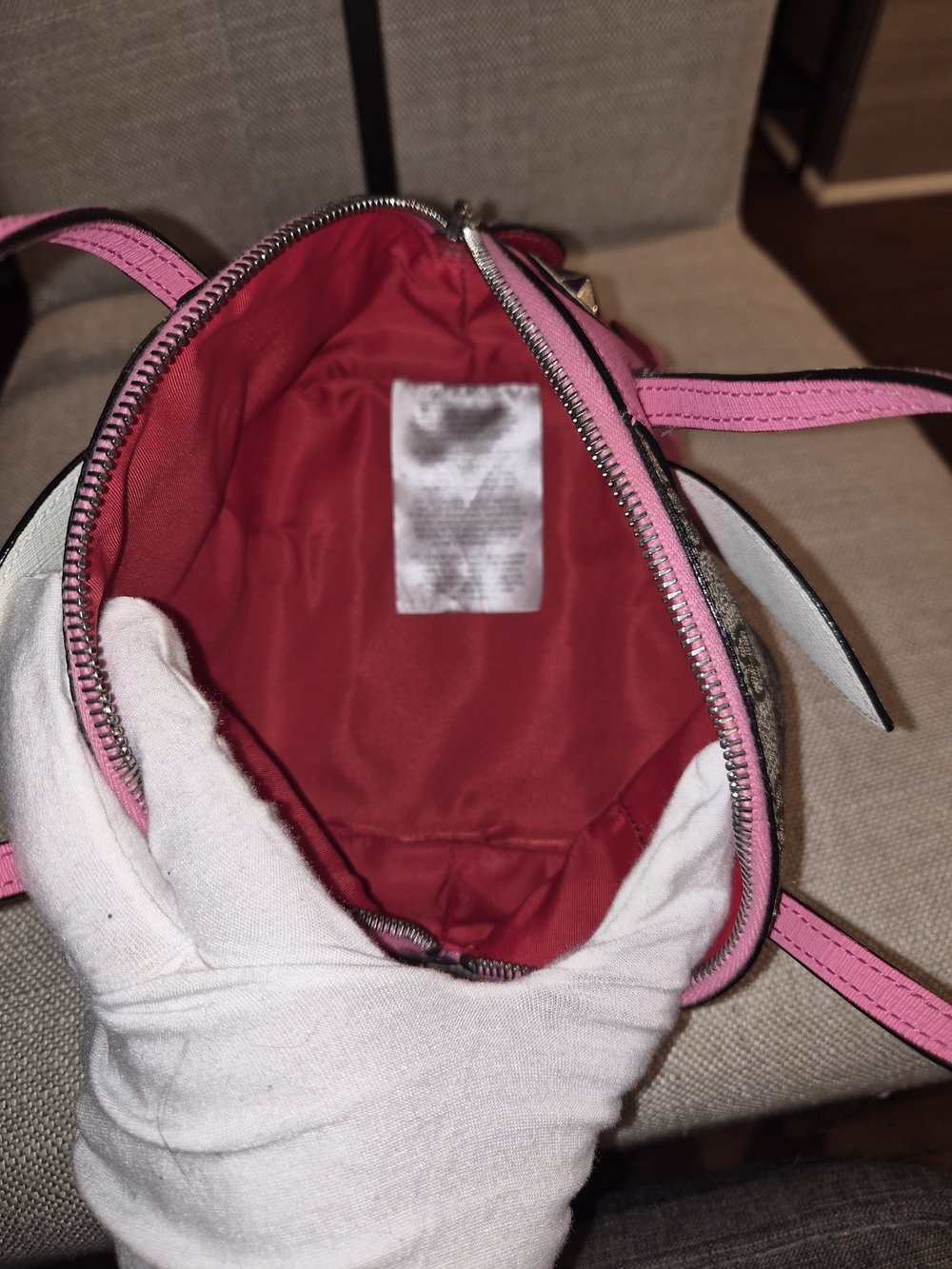 Gucci Kids GG Supreme Zoo Line Pink Leather Rabbit Face Pyramid Top Handle Bag - Picture 16 of 16